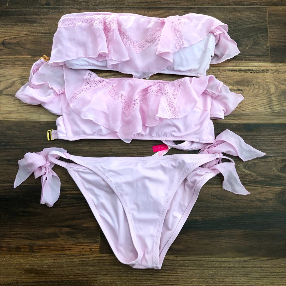 Victoria’s Secret swim suit set
